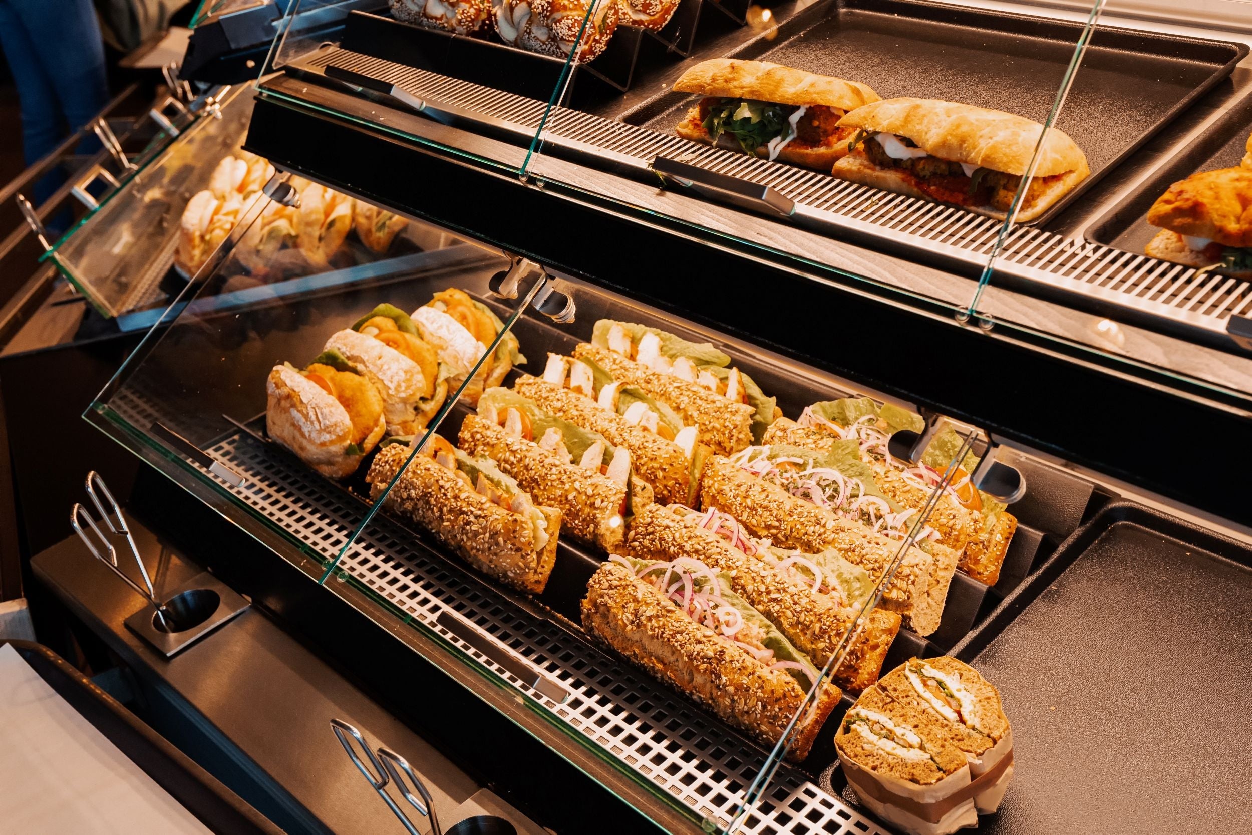 Hot food displays