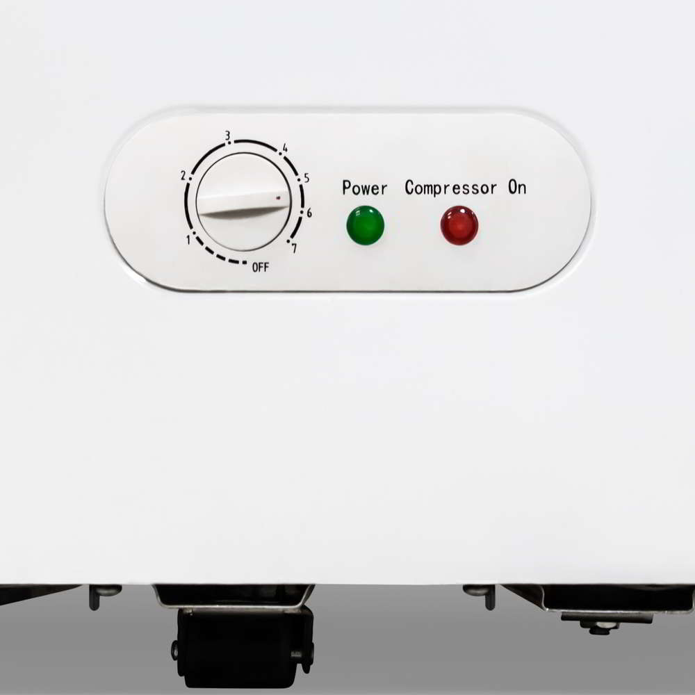 AG BD700S – Commercial Chest Freezer - 670 Litre