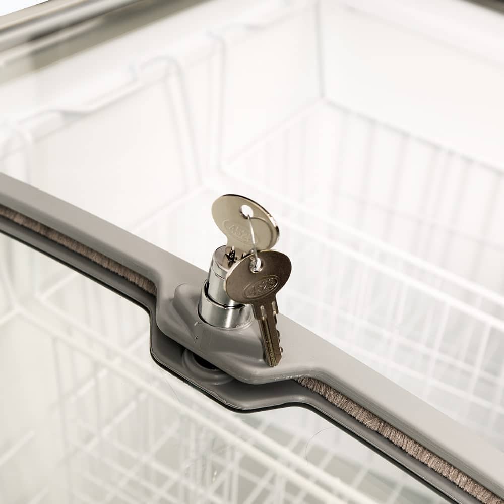 Bromic CF0300ATCG-NR – Display Chest Freezer - 264L - Curved Glass Top