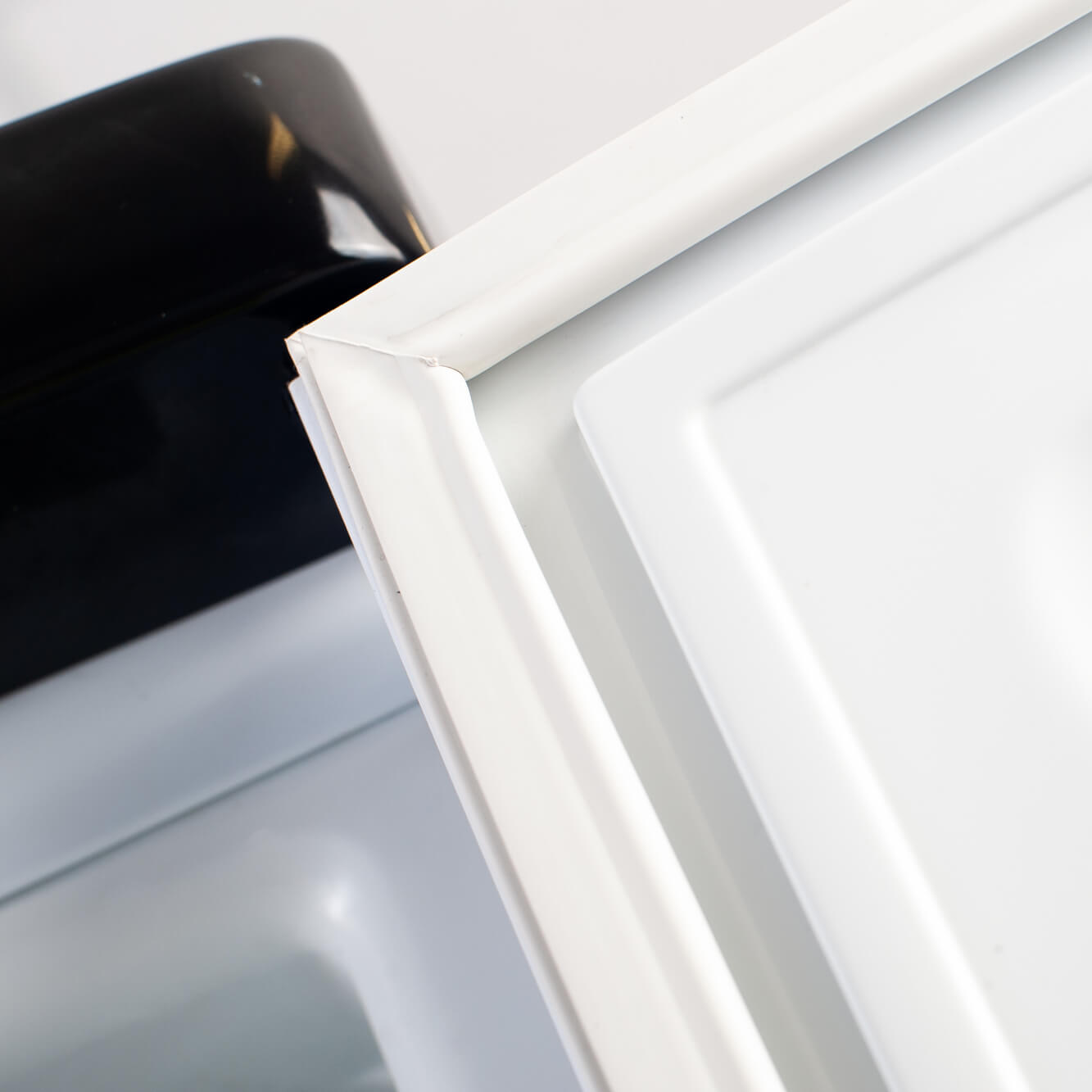 Bromic UF0374SDS-NR – Upright Freezer - 300L - 1 Door - Solid