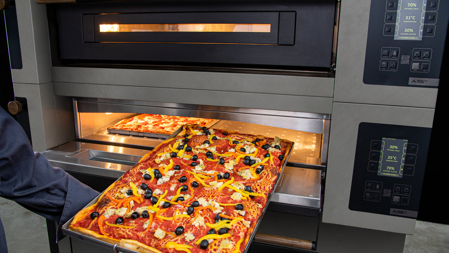 Moretti Forni - SerieS Triple Deck Oven on Stand - COMP S140E/3/lL