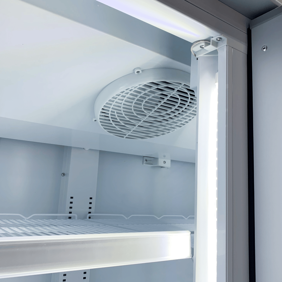 Thermaster Door Supermarket Fridge Black – LG-600BGBM