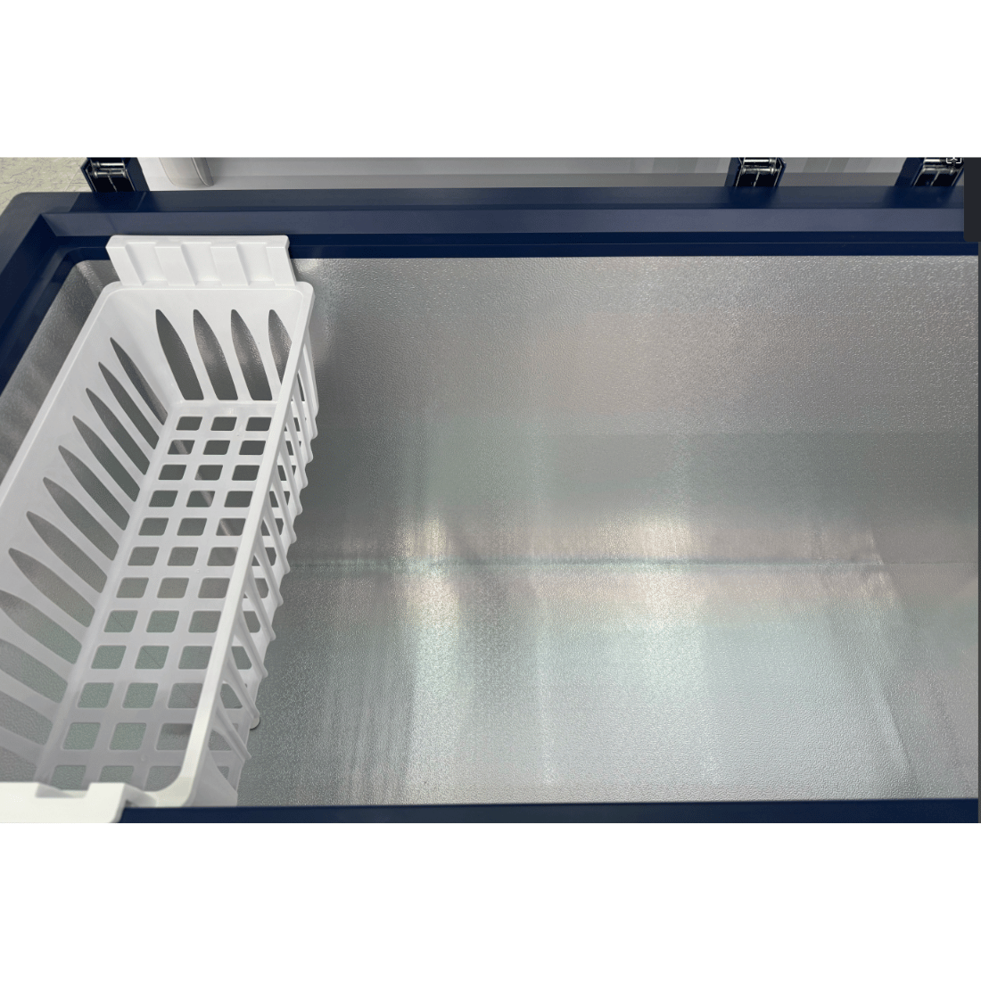 Thermaster 586L Chest Freezer with Flat Glass Sliding Lids – WD586G